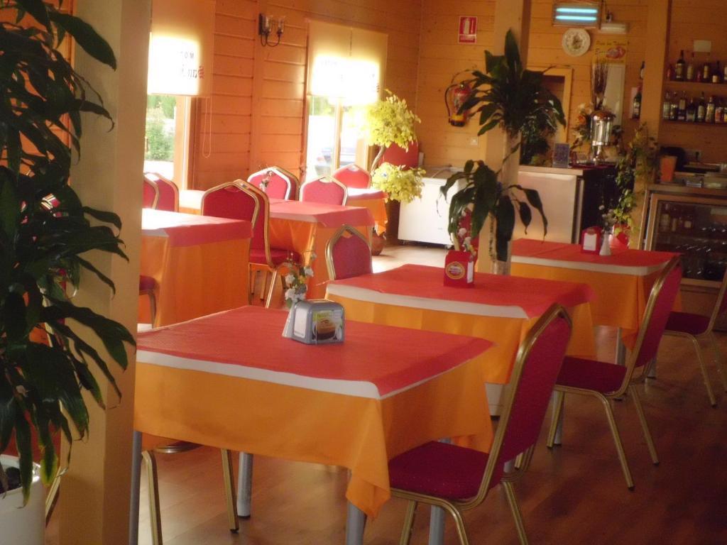 Motel San Isidro Villarrubio Экстерьер фото
