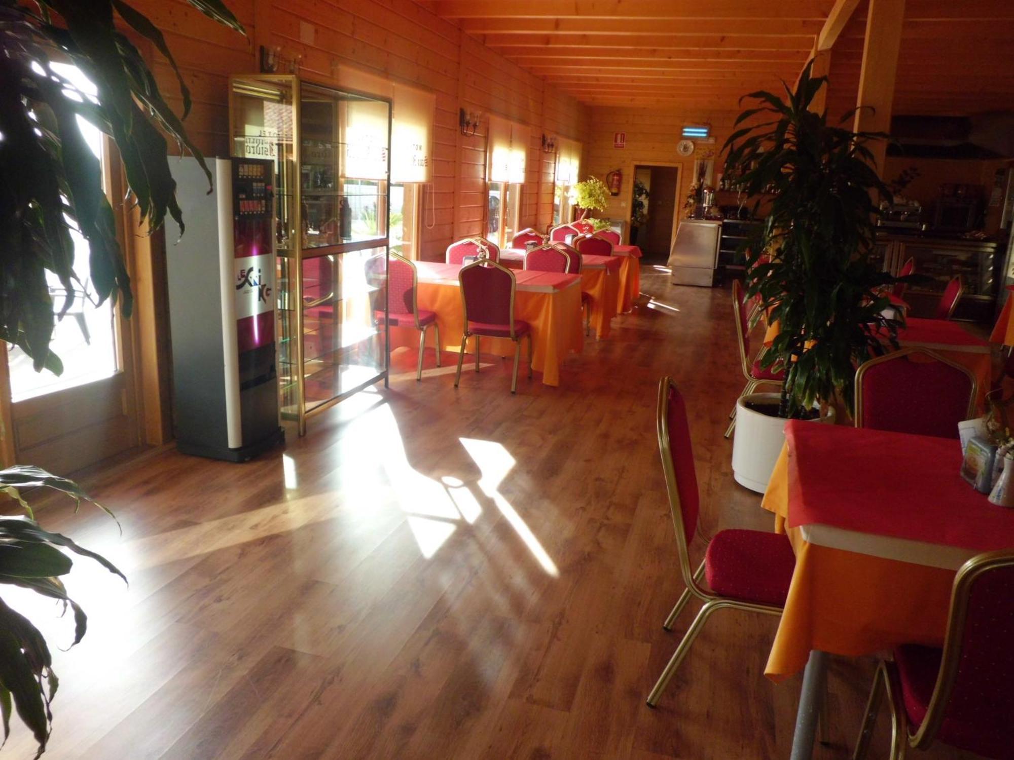 Motel San Isidro Villarrubio Экстерьер фото