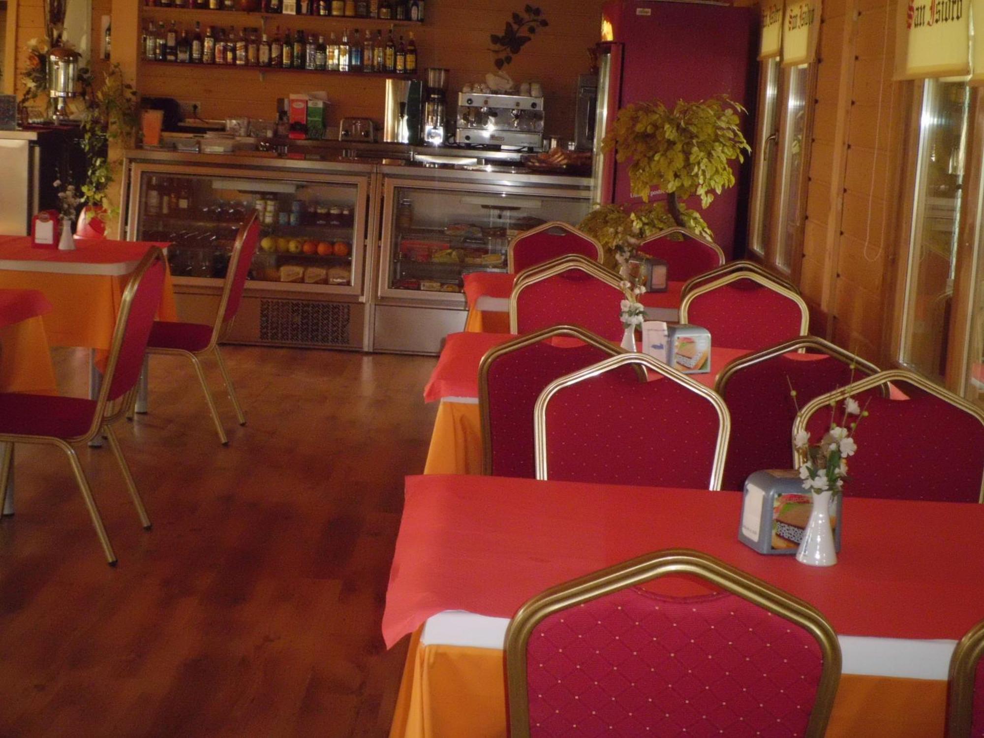 Motel San Isidro Villarrubio Экстерьер фото