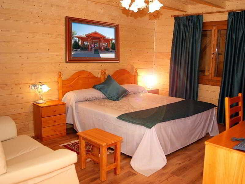Motel San Isidro Villarrubio Экстерьер фото